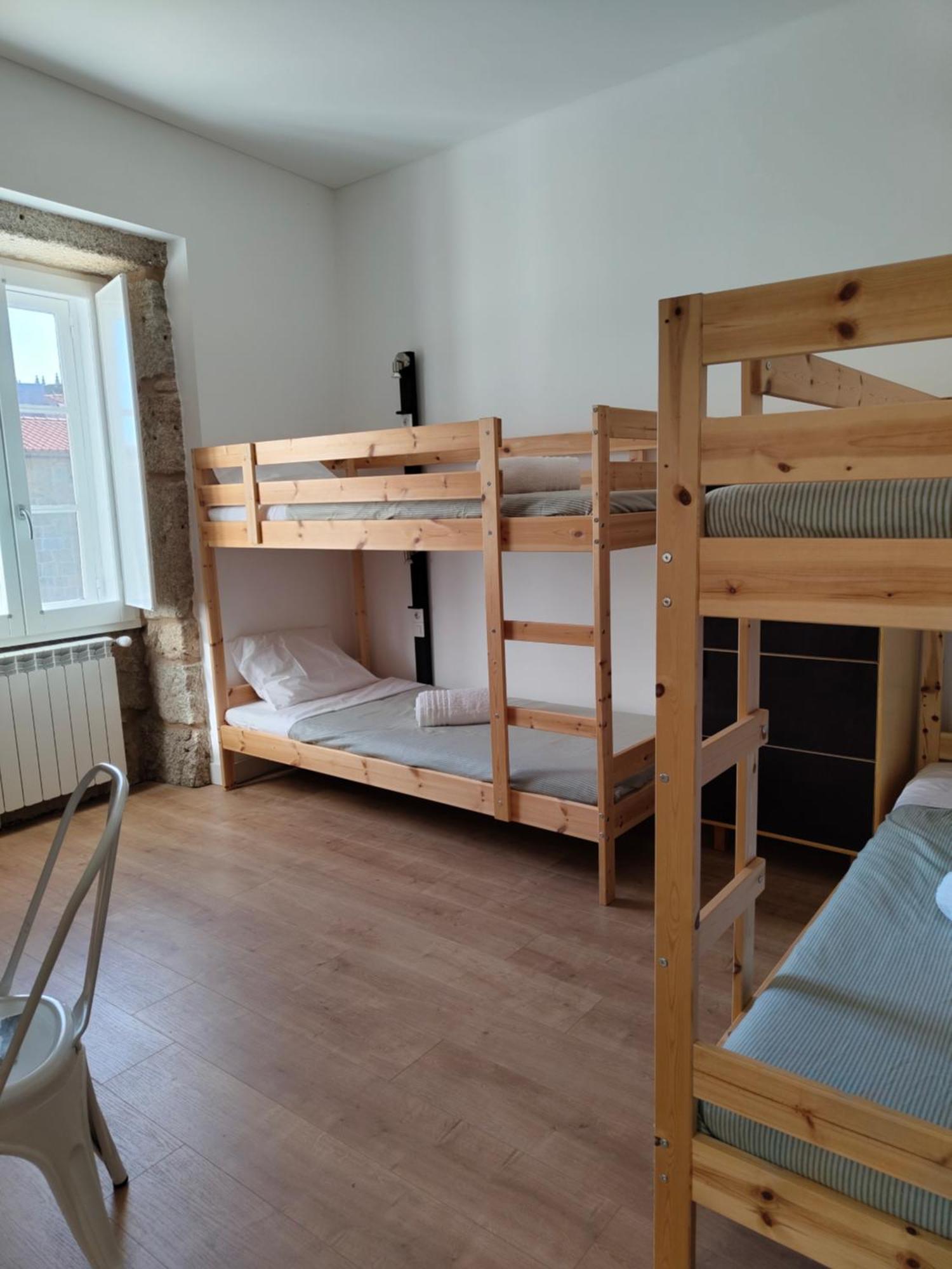 Urbe Sanchina - Hostel & Suites Гуарда Екстериор снимка
